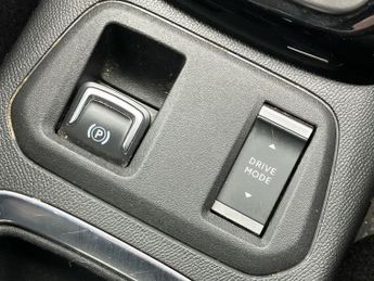 VAUXHALL CORSA 50Kwh Sri Premium Hatchback 5Dr Electric Auto (136 Ps)