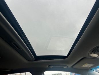 HYUNDAI KONA 64Kwh Ultimate Suv 5Dr Electric Auto (10.5Kw Charger) (204 Ps)