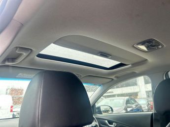 HYUNDAI KONA 64Kwh Ultimate Suv 5Dr Electric Auto (10.5Kw Charger) (204 Ps)