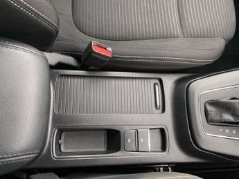 FORD FOCUS 1.0T Ecoboost Mhev Titanium Hatchback 5Dr Petrol Hybrid Dct Euro