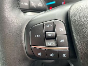FORD FOCUS 1.0T Ecoboost Mhev Titanium Hatchback 5Dr Petrol Hybrid Dct Euro