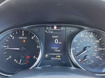 NISSAN QASHQAI 1.6 Dci Tekna 5Dr Xtronic