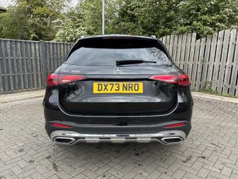 MERCEDES-BENZ GLC Glc 300 4Matic Amg Line Premium Plus 5Dr 9G-Tronic