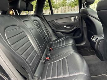MERCEDES-BENZ GLC Glc 300D 4Matic Amg Line Premium Pls 5Dr 9G-Tronic