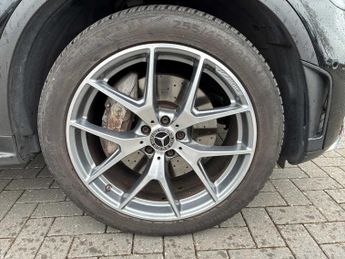 MERCEDES-BENZ GLC Glc 300D 4Matic Amg Line Premium Pls 5Dr 9G-Tronic