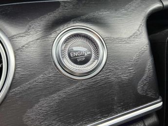 MERCEDES-BENZ E CLASS E300De Amg Line Premium Plus 4Dr 9G-Tronic
