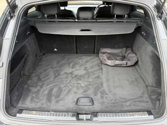 MERCEDES-BENZ EQC Eqc 400 300Kw Amg Line Edition 80Kwh 5Dr Auto