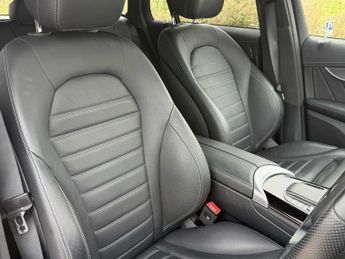 MERCEDES-BENZ EQC Eqc 400 300Kw Amg Line Edition 80Kwh 5Dr Auto