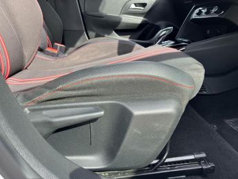 VAUXHALL CORSA 50Kwh Sri Premium Hatchback 5Dr Electric Auto (136 Ps)