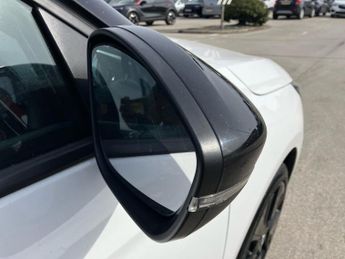 VAUXHALL CORSA 50Kwh Sri Premium Hatchback 5Dr Electric Auto (136 Ps)