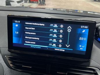 PEUGEOT 3008 1.2 Puretech Allure Premium + Suv 5Dr Petrol Eat Euro 6 (S/S) (1