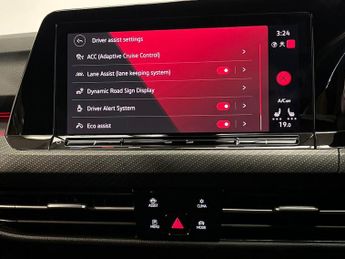 VOLKSWAGEN GOLF 2.0 Tdi R-Line Hatchback 5Dr Diesel Dsg Euro 6 (S/S) (150 Ps)