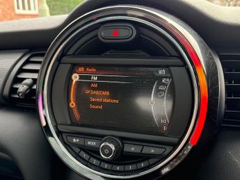 MINI HATCHBACK 1.2 One Hatchback 3Dr Petrol Auto Euro 6 (S/S) (102 Ps)