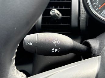 MINI HATCHBACK 1.2 One Hatchback 3Dr Petrol Auto Euro 6 (S/S) (102 Ps)