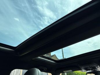 MINI HATCHBACK 1.2 One Hatchback 3Dr Petrol Auto Euro 6 (S/S) (102 Ps)