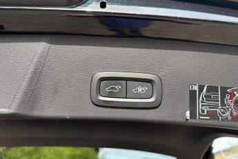 VOLVO XC40 Xc40 1.5 T4 Recharge Phev R Design 5Dr Auto Estate