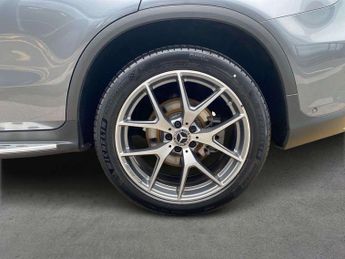 MERCEDES-BENZ GLC Glc 300D 4Matic Amg Line Premium Pls 5Dr 9G-Tronic