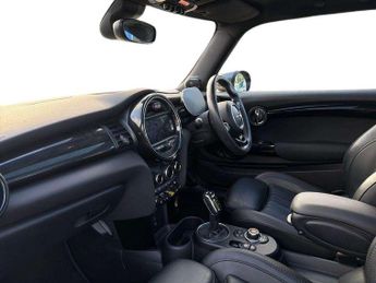MINI HATCHBACK 135Kw Cooper S Level 3 33Kwh 3Dr Auto