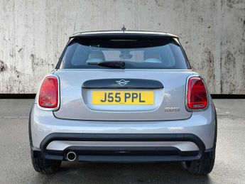 MINI HATCHBACK 1.5 Cooper Exclusive 3Dr Auto