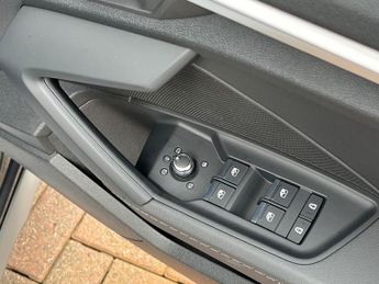 AUDI A3 40 Tfsi Quattro S Line 4Dr S Tronic