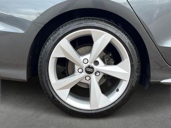 AUDI A3 40 Tfsi Quattro S Line 4Dr S Tronic