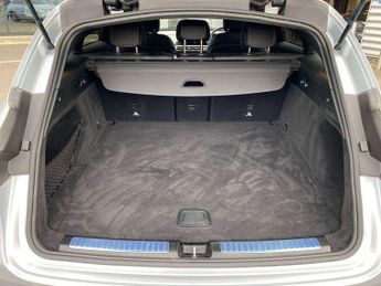 MERCEDES-BENZ EQC Eqc 400 300Kw Amg Line Edition 80Kwh 5Dr Auto