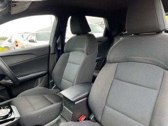 MG MOTOR UK MG4 64Kwh Se Long Range Hatchback 5Dr Electric Auto (203 Ps)