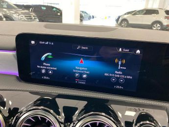 MERCEDES-BENZ CLA 2.0 Cla220D Amg Line (Premium Plus) Shooting Brake 5Dr Diesel 8G