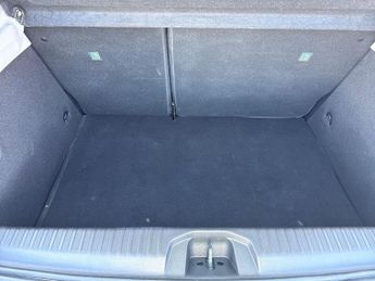 RENAULT CLIO 1.6 E-Tech Evolution Hatchback 5Dr Petrol Hybrid Auto Euro 6 (S/