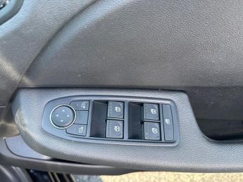 RENAULT CLIO 1.6 E-Tech Evolution Hatchback 5Dr Petrol Hybrid Auto Euro 6 (S/