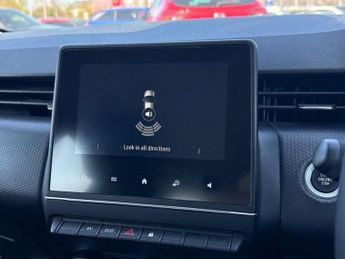 RENAULT CLIO 1.6 E-Tech Evolution Hatchback 5Dr Petrol Hybrid Auto Euro 6 (S/