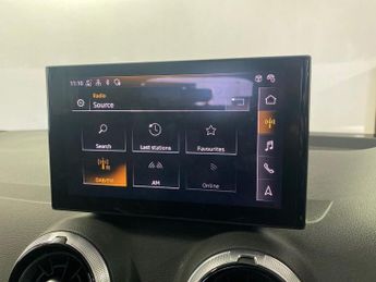 AUDI Q2 1.5 Tfsi Cod 35 Black Edition Suv 5Dr Petrol S Tronic Euro 6 (S/