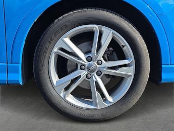 AUDI Q3 1.5 Tfsi Cod 35 S Line Suv 5Dr Petrol S Tronic Euro 6 (S/S) (150