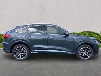 AUDI Q5 2.0 Tdi Quattro Launch Edition 5Dr S Tronic