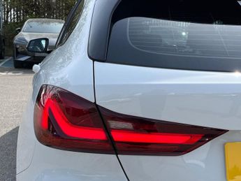 BMW 1 SERIES 1.5 116D M Sport (Lcp) Hatchback 5Dr Diesel Dct Euro 6 (S/S) (11