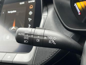 MG MOTOR UK ZS 1.5 Hybrid+ Se Suv 5Dr Petrol Hybrid Auto Euro 6 (S/S) (196 Ps)