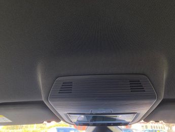 VOLKSWAGEN ID.3 Pro 58Kwh Life Hatchback 5Dr Electric Auto (145 Ps)