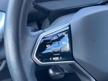 VOLKSWAGEN ID.4 109Kw Life Pure 52Kwh 5Dr Auto [110Kw Ch]