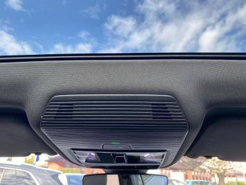 VOLKSWAGEN ID.5 Pro 77Kwh Style Suv 5Dr Electric Auto (174 Ps)