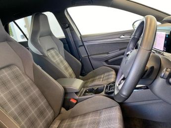 VOLKSWAGEN GOLF 2.0 Tdi 200 Gtd 5Dr Dsg