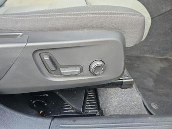 VOLVO XC40 Volvo Xc40 + B3 Mhev Auto