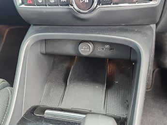 VOLVO XC40 Volvo Xc40 + B3 Mhev Auto