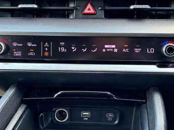 KIA SPORTAGE Sportage 1.6T Gdi Phev Gt-Line 5Dr Auto Awd Estate