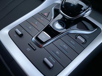 BYD SEALION 5 1.5 Dm-I Design 5Dr Auto