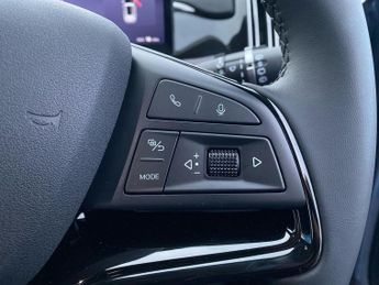 BYD SEALION 5 1.5 Dm-I Design 5Dr Auto