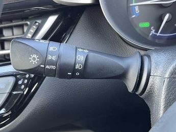TOYOTA C-HR 1.8 Hybrid Excel 5Dr Cvt