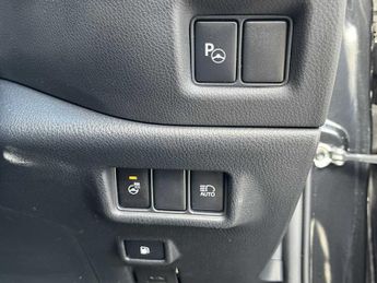 TOYOTA C-HR 1.8 Hybrid Excel 5Dr Cvt
