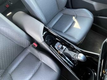 TOYOTA C-HR 1.8 Hybrid Excel 5Dr Cvt