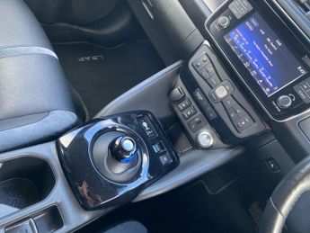 NISSAN LEAF 110Kw Tekna 40Kwh 5Dr Auto