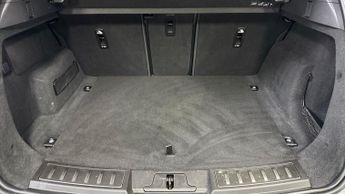 LAND ROVER RANGE ROVER EVOQUE 2.0 D200 R-Dynamic Se 5Dr Auto